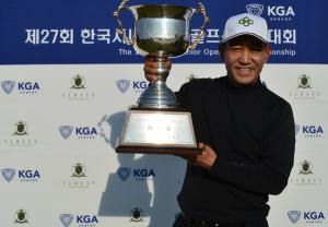 김종덕, 시즌 최종전서 우승…KPGA 챔피언스투어 통산 15승 달성