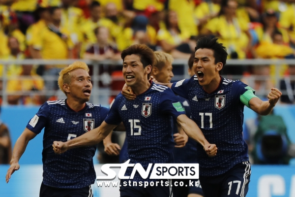 오사코 유야의 결승골 이후 일본 대표팀의 모습
