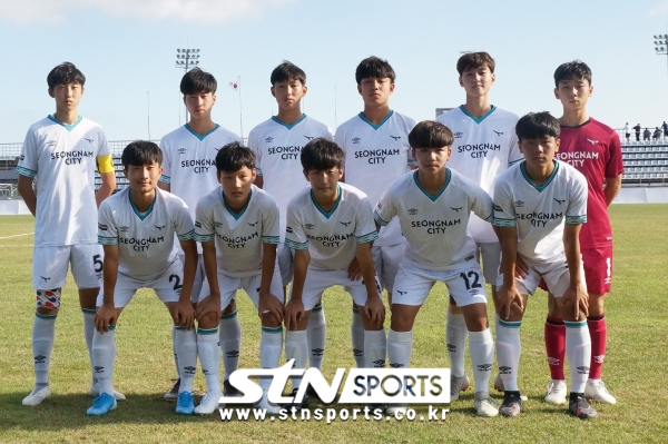 결승에 안착한 성남 FC U-15 팀