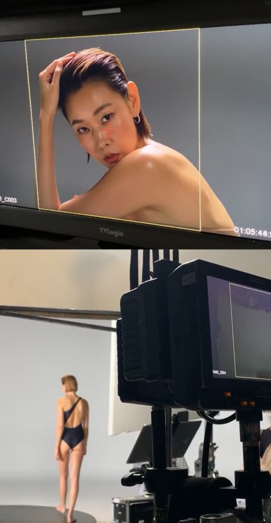 18일 한혜진은 전속모델로 활약 중인 화장품 브랜드의 새 광고 촬영 현장 영상을 SNS에 공개했다.