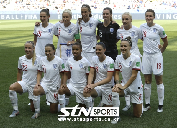 '2021 여자 유로 개최국' 잉글랜드 여자축구국가대표팀