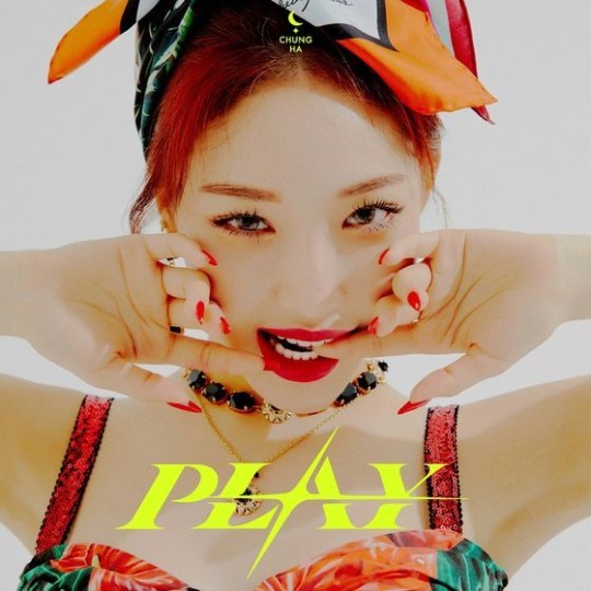 청하는 6일 오후 6시 각종 음원 사이트를 통해 PRE-RELEASE SINGLE #2 'PLAY(플레이)(feat.CHANGMO)'를 발매한다.