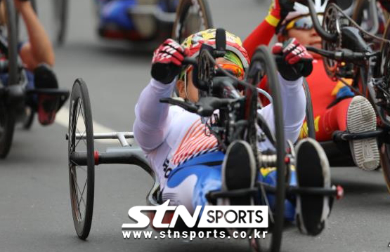 한국 장애인 사이클 국가대표 이도연이 2016 리우 패럴림픽 은메달의 아쉬움을 금메달로 보답받겠다고 다짐했다. 사진｜STN스포츠