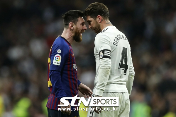 FC 바르셀로나와 레알 마드리드 시절의 두 선수. 사진｜뉴시스/AP