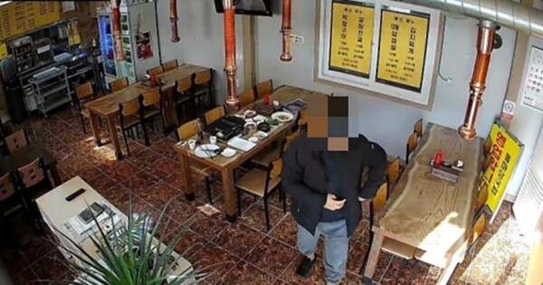 70대 노부부가 운영하는 식당에서 삼겹살 3인분을 먹고 돈을 내지 않은 채 그대로 도망간 남성이 결국 식당을 찾아와 사과했다. 사진┃온라인 커뮤니티 '보배드림'