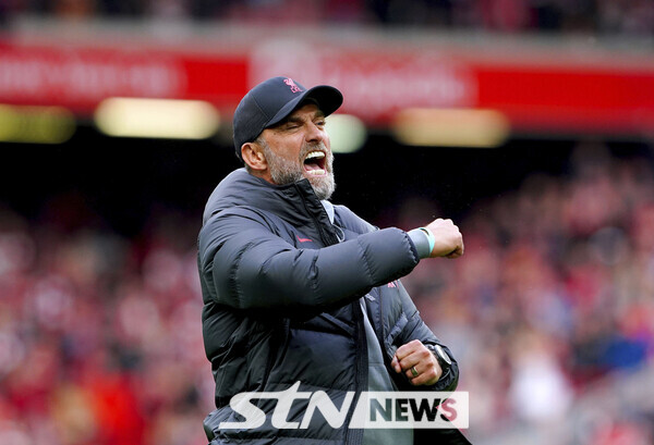 위르겐 클롭 감독은 이번 시즌을 끝으로 리버풀의 지휘봉을 내려놓겠다고 선언했다. 사진┃뉴시스/AP