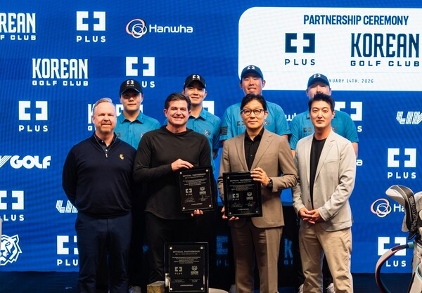 한화금융, PLUS'로 승부수... LIV 골프 리그 '코리안 골프 클럽' 후원 - 뉴스 썸네일 이미지