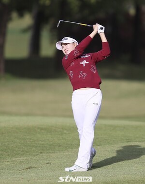 세컨드샷 날리는 서어진